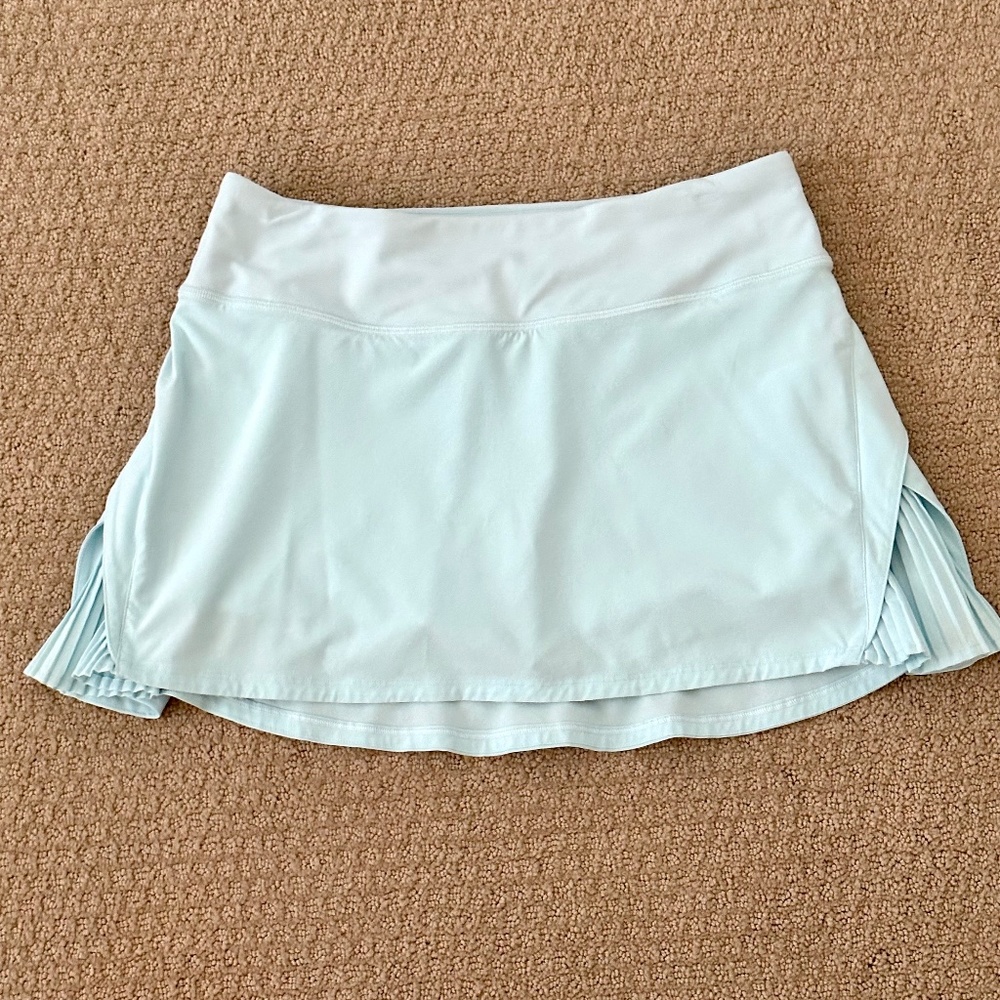 Lululemon Pacesetter Skirt with Pleats - light blue size 4